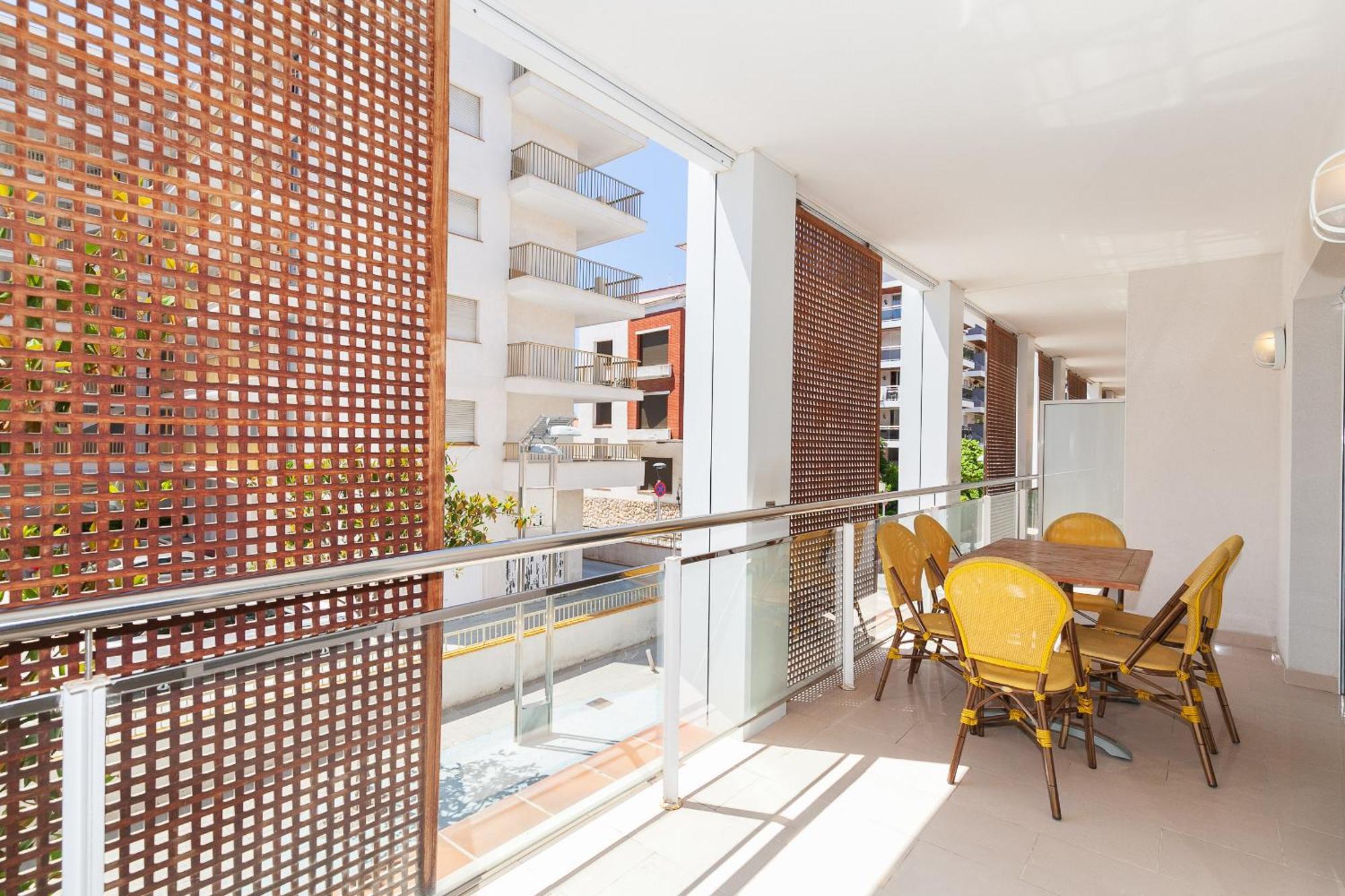 Uhc Sol I Mar Family Complex Apartment Салоу Екстериор снимка
