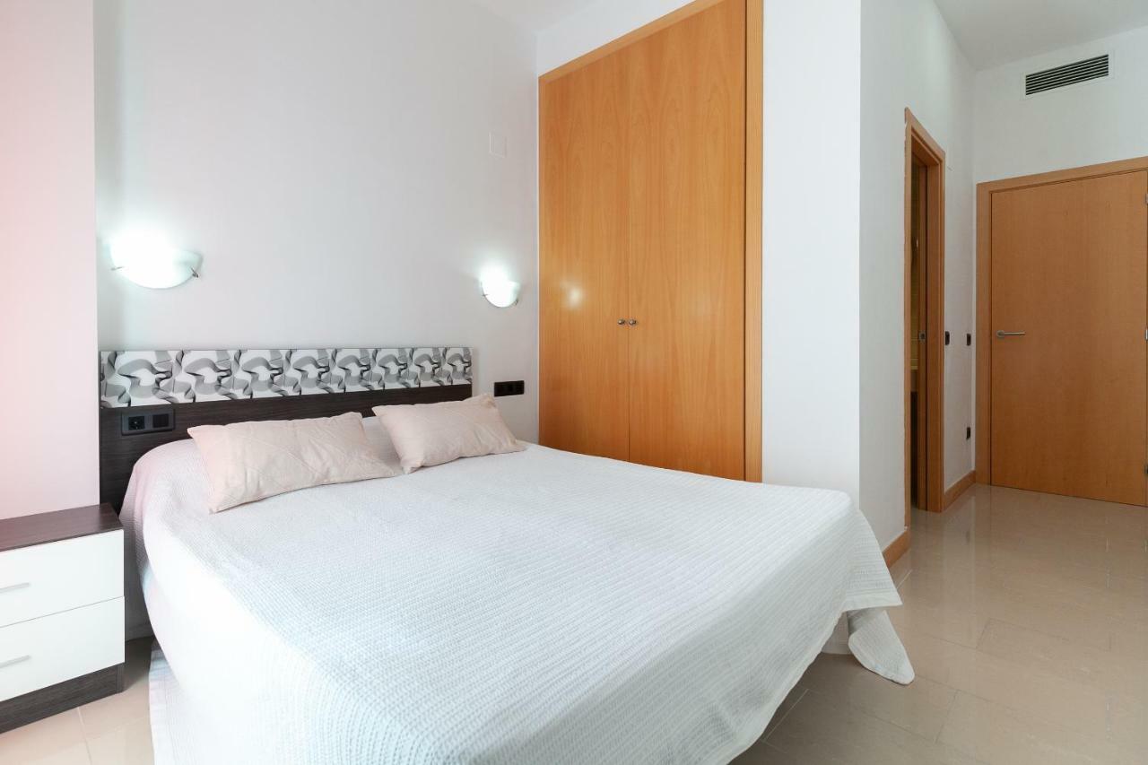 Uhc Sol I Mar Family Complex Apartment Салоу Екстериор снимка